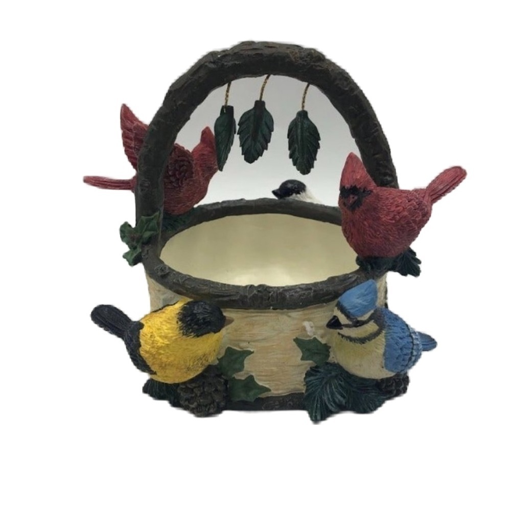 Christmas Seasonal Decorative Basket Birds Cardinal Holiday Décor NIB Seasonal